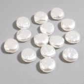 Margele acril rotunde plate neregulate albe perlate 14mm - 10buc