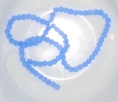 Margele sticla bicon fatetate 4mm bleu-lila translucid - cca 94 buc
