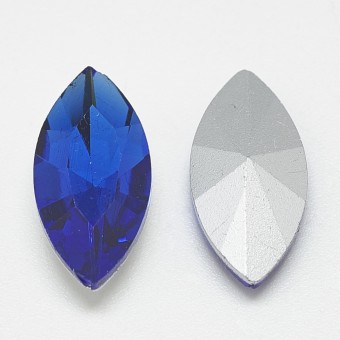 Cabochon sticla fatetat oval tuguiat 18x9mm albastru safir (1buc)