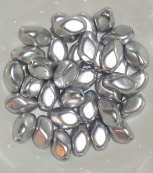 Margele sticla Cehia ovale asimetric 11x7mm argintiu metalizat (00030/01700) - 10buc