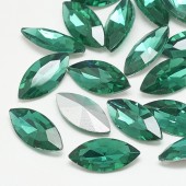 Cabochon sticla fatetat oval tuguiat 18x9mm verde smarald (1buc)
