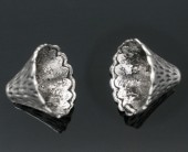 Capacel decorativ tuguiat clopot stantat argintiu antichizat 12x9mm - 2buc