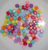 Margele acril rotunde plate 7mm mix culori aprinse - 100buc