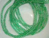 Margele sticla inghetate verde cu foita de aur 4mm - sirag cca 100buc