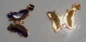 Pandant auriu, fluture cu cristale zirconiu verde/rose 24x22x4mm (1buc)